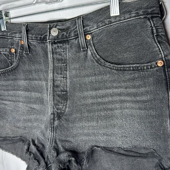 Levi’s 501 Charcoal Grey Denim Raw Hem High Rise Button Fly Shorts. Size 31. - Picture 2 of 11